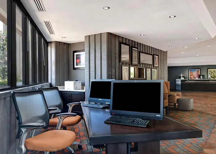 Doubletree By Hilton Phoenix- 4* Tempe